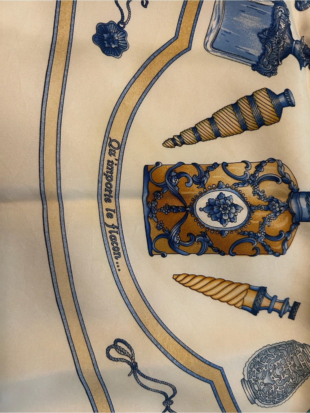 Vintage Hermes Cream, Blue and Gold Silk Scarf Carré 90 - Picture 2 of 7